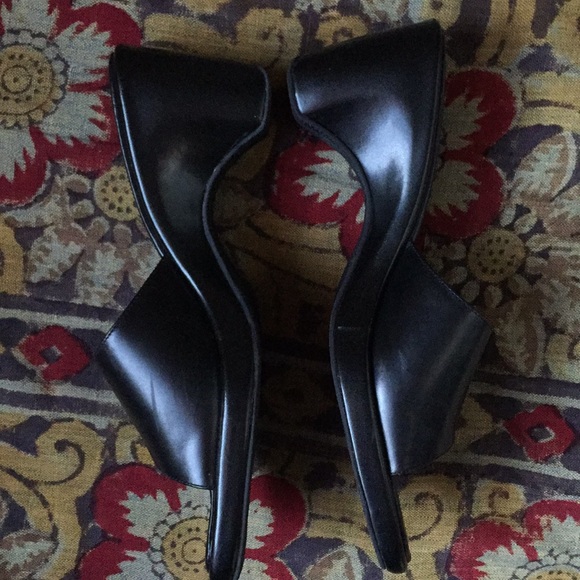 BCBG Square Toe Leather Sandals - Picture 3 of 7